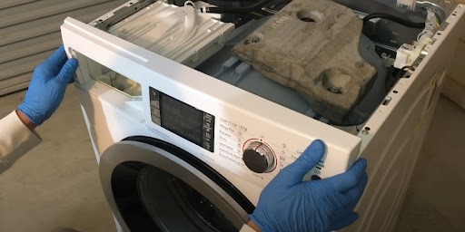Ремонт стиральных машин Whirlpool в Пыти-Яхах – сервис от Мастер24, цены от 2035 руб