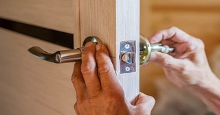 Установка и замена дверной ручки в Пыти-Яхах от 275 руб. – Мастер24, монтаж фурнитуры, недорого