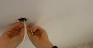 Установка люстры в Пыти-Яхах в октябре